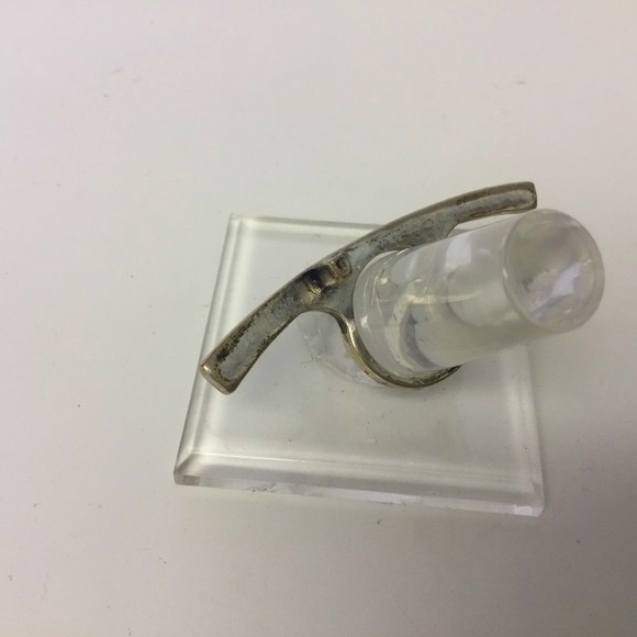 FOSSIL ANTIQUE SILVER SIDEWAYS CROSS RING 7 NWOT - Picture 3 of 7